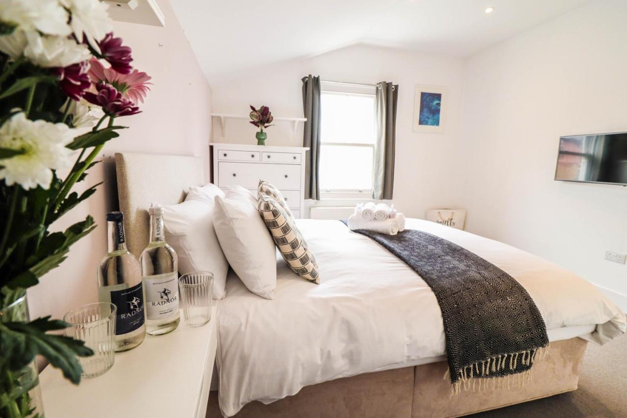 Modern & Spacious 1 Bedroom Clapham Junction Flat London Eksteriør bilde