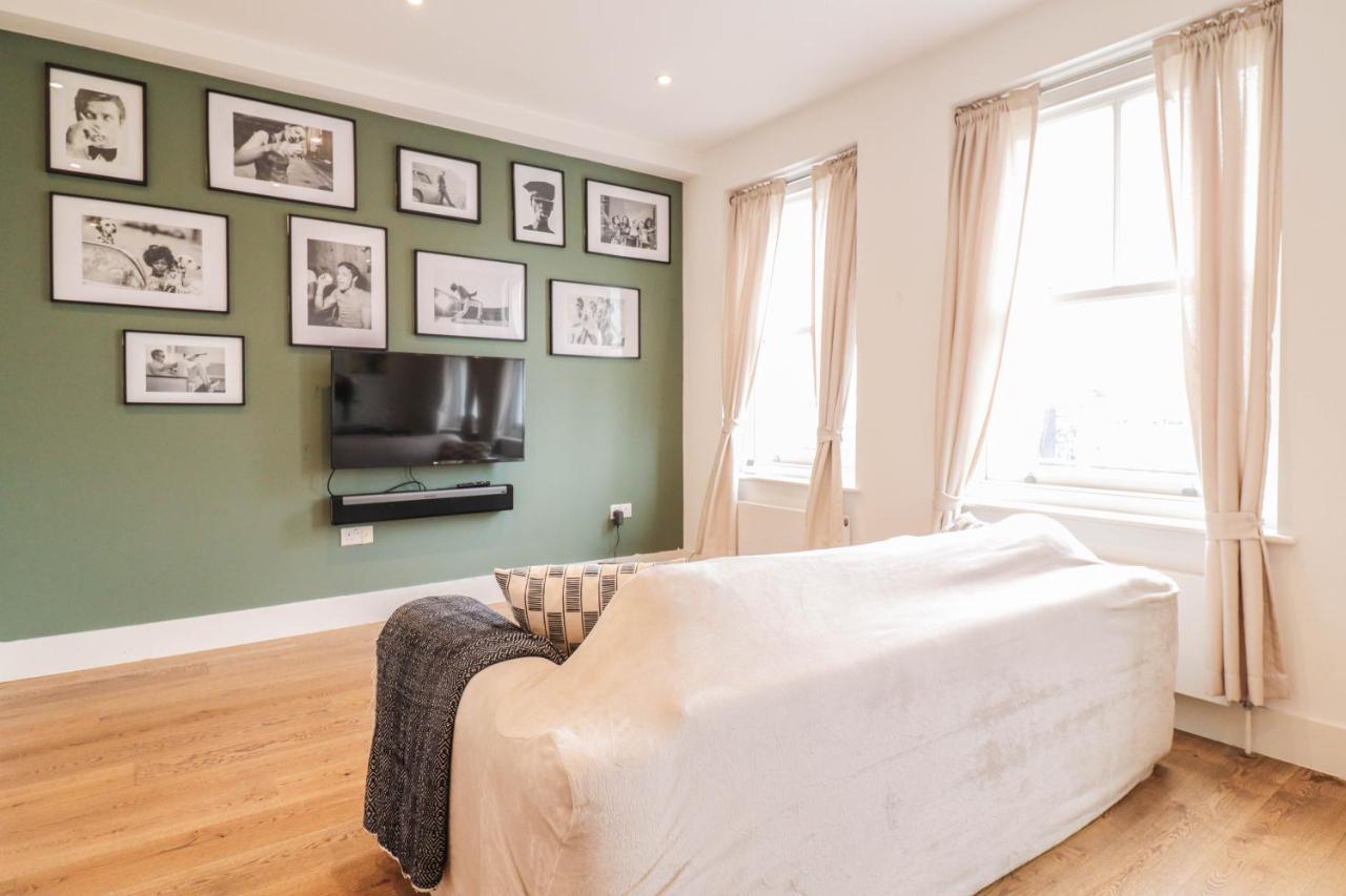 Modern & Spacious 1 Bedroom Clapham Junction Flat London Eksteriør bilde