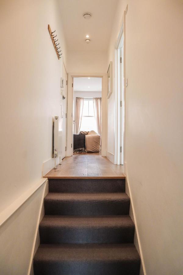 Modern & Spacious 1 Bedroom Clapham Junction Flat London Eksteriør bilde
