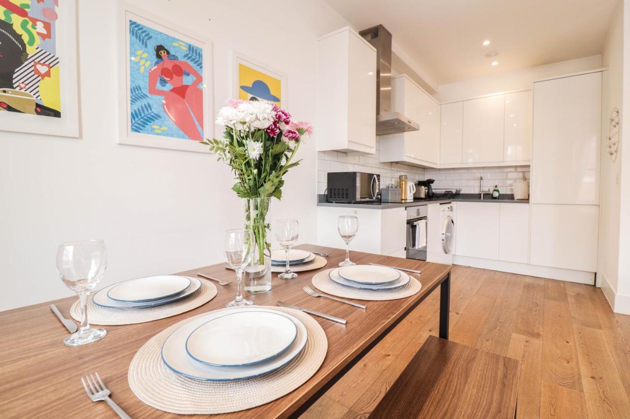 Modern & Spacious 1 Bedroom Clapham Junction Flat London Eksteriør bilde