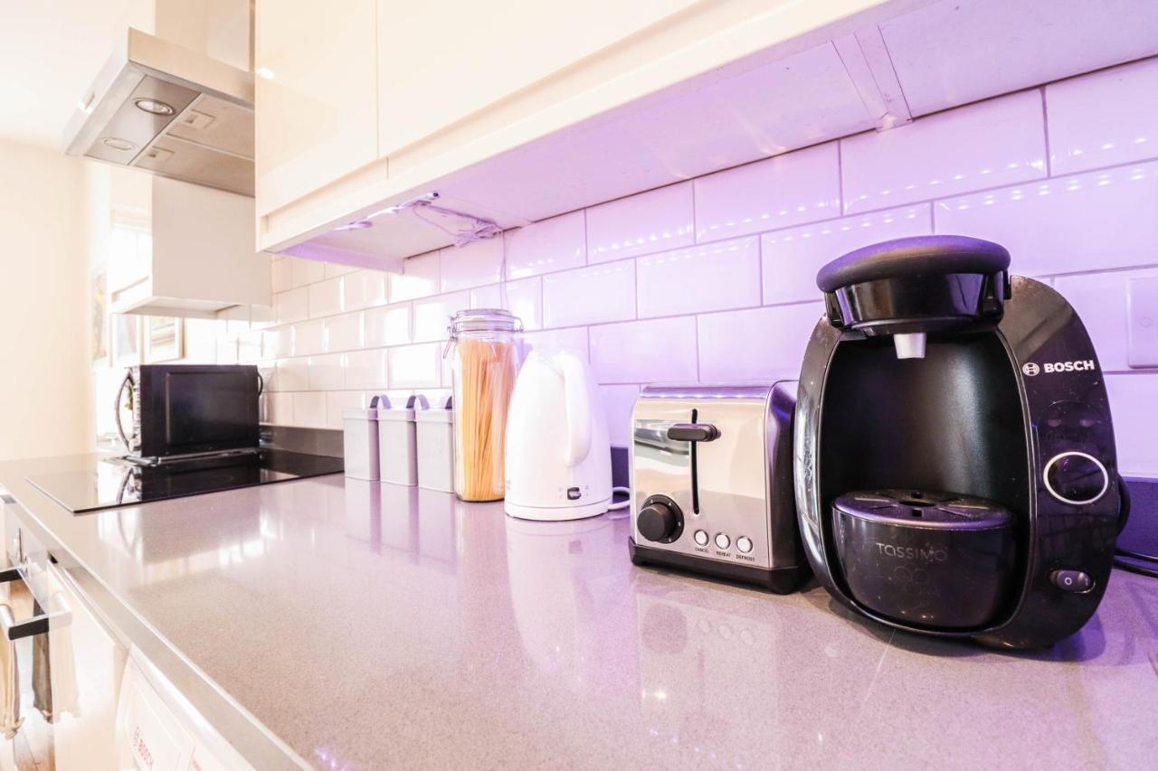Modern & Spacious 1 Bedroom Clapham Junction Flat London Eksteriør bilde